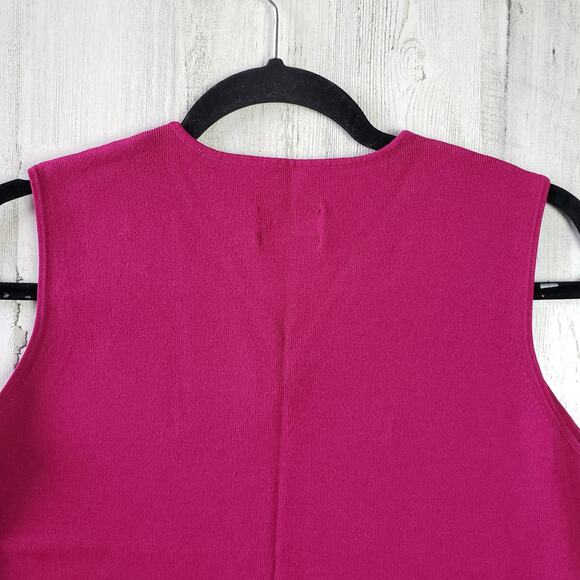 Chico's Design Fuchsia Sleeveless V-Neck Stretchy Top Women's Size 2/12/Medium - Picture 6 of 9